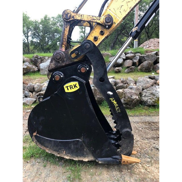 Amulet PowerClamp Hydraulic Thumb for Excavator right view