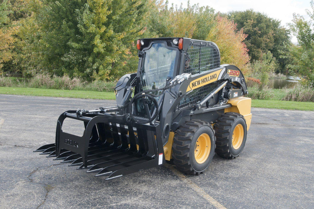 grapple bucket for skid steer attached