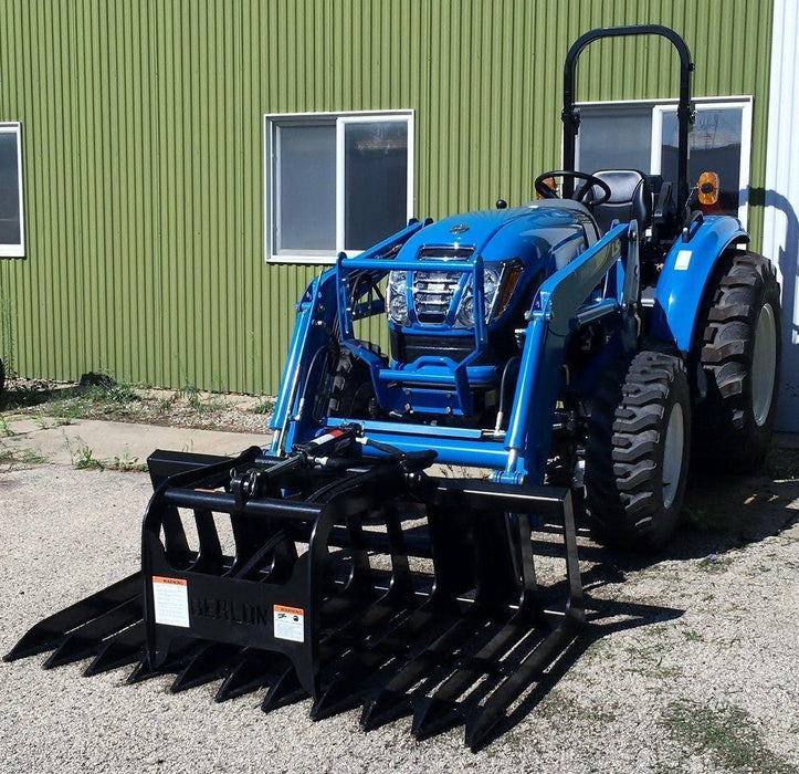 grapple skid steer	front view